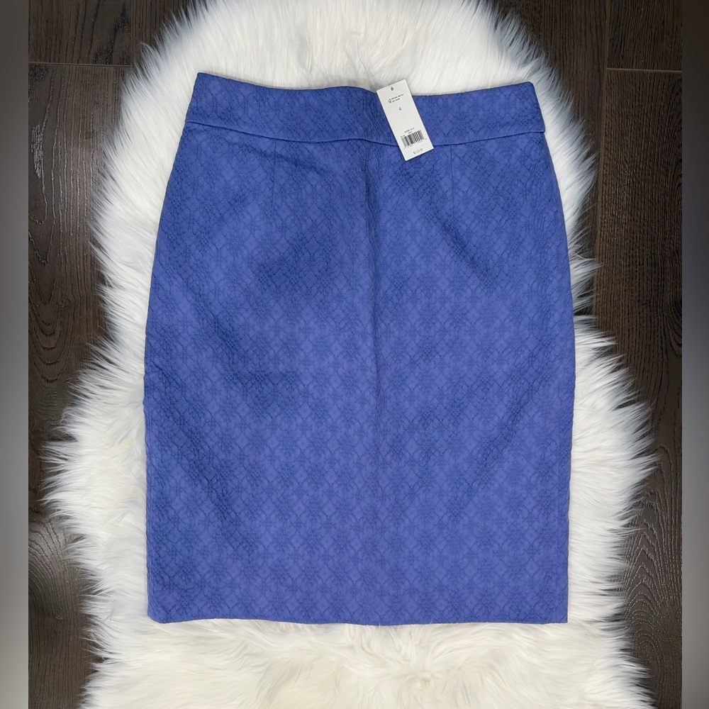 Banana Republic Lilac Textured Pencil Skirt - Picture 2 of 10